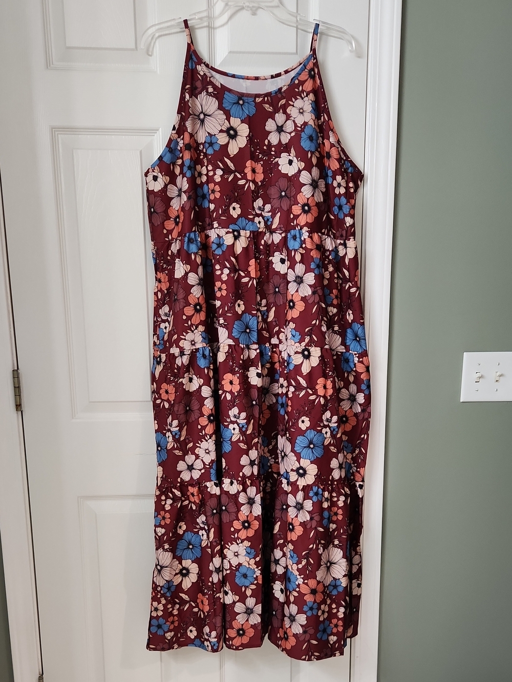 Floral Tiered Maxi Dress in Burgundy - Unbranded